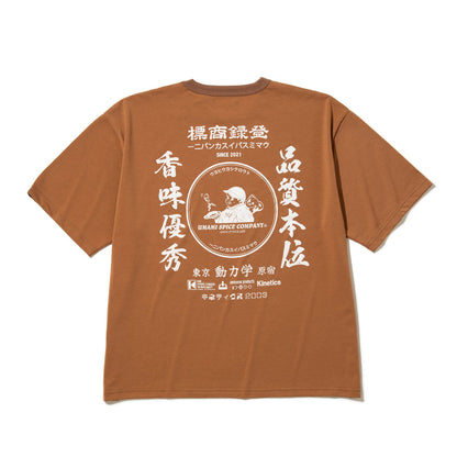 UMAMI SPICE COMPANY SP CORPORATE TECH SS T-SHIRT for Kinetics ウマミスパイスカンパニー SP コーポレートテック SS Tシャツ for Kinetics USCKSP05【メンズ 日本製 半袖 吸水速乾性 防シワ性 26SS】