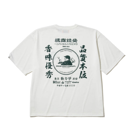 UMAMI SPICE COMPANY SP CORPORATE TECH SS T-SHIRT for Kinetics ウマミスパイスカンパニー SP コーポレートテック SS Tシャツ for Kinetics USCKSP05【メンズ 日本製 半袖 吸水速乾性 防シワ性 26SS】
