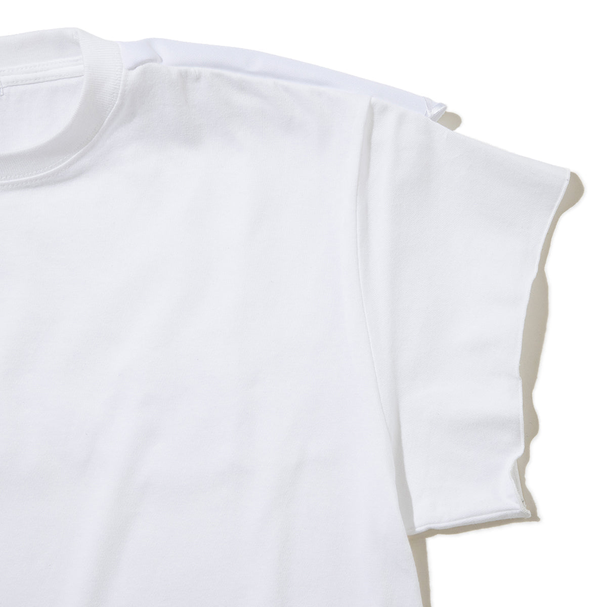 YuumiARIA EMBROIDERY FRILL T-SHIRT ユウミアリア エンブロイダリー フリル Tシャツ 261-AC026【レディース 刺繍Tシャツ バックデザイン 半袖Tシャツ デザインTシャツ 26SS】