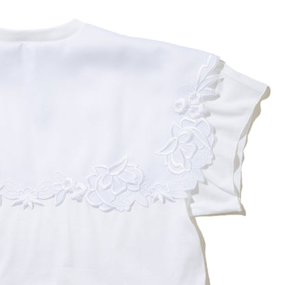 YuumiARIA EMBROIDERY FRILL T-SHIRT ユウミアリア エンブロイダリー フリル Tシャツ 261-AC026【レディース 刺繍Tシャツ バックデザイン 半袖Tシャツ デザインTシャツ 26SS】