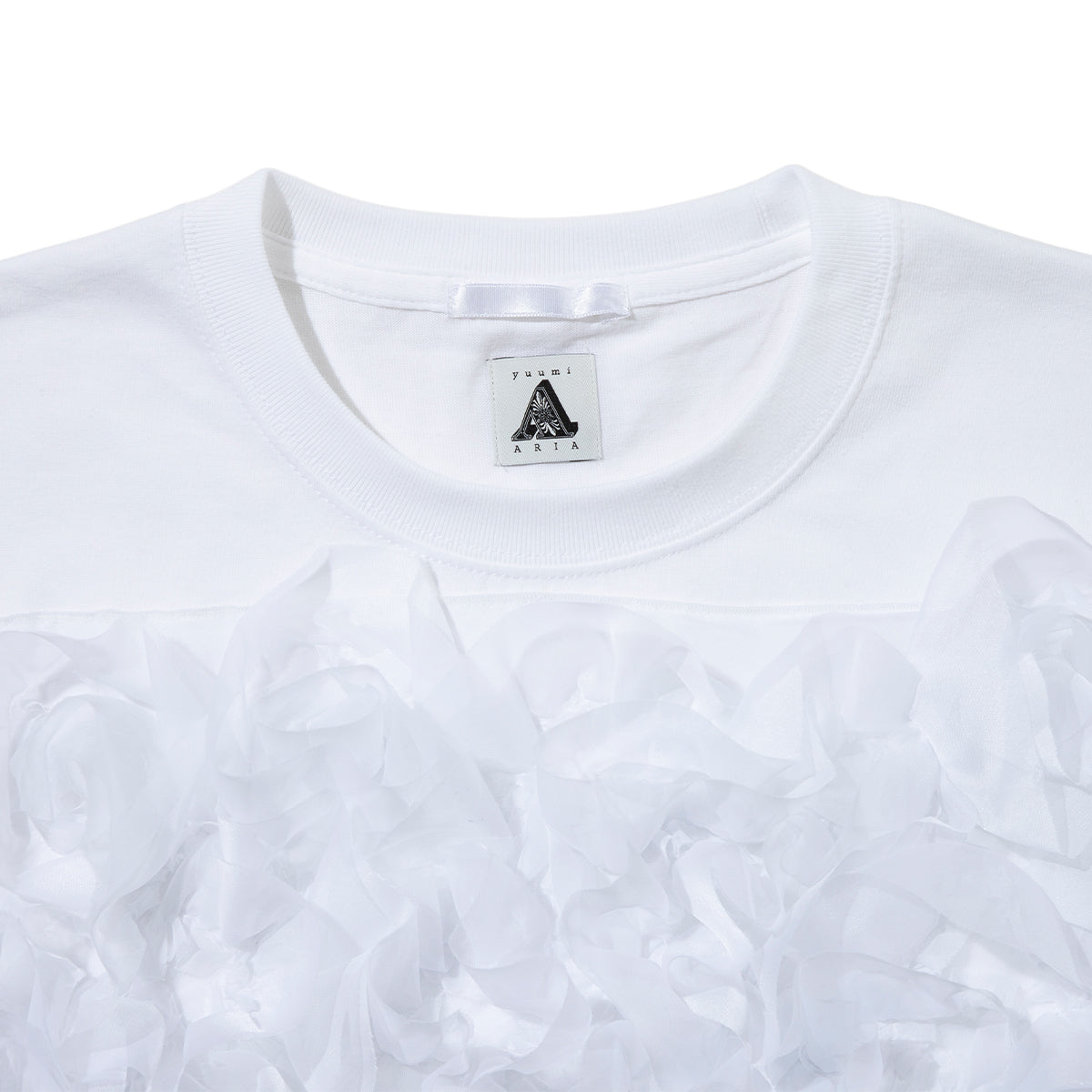 YuumiARIA EMBROIDERY FRILL FLOWERTT-SHIRT ユウミアリア エンブロイダリー フリル フラワー Tシャツ 261-AC025【レディース 刺繍Tシャツ バックデザイン 半袖Tシャツ デザインTシャツ 26SS】