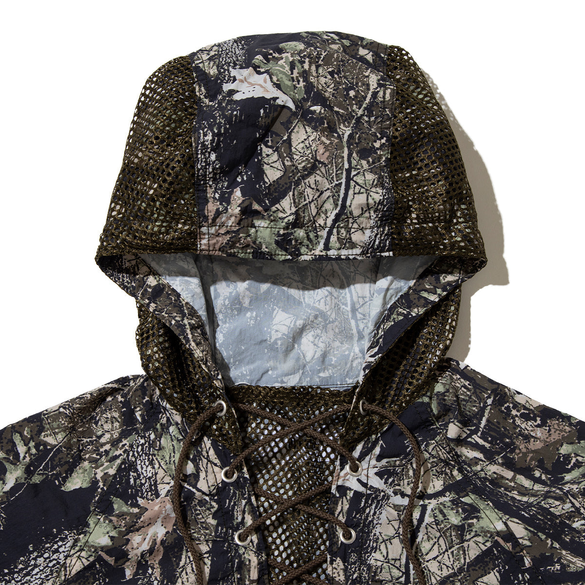 UNFRM OUTDOOR STANDARD NY TYPEWRITER PANEL MESH DECK PARKA ユニフォームアウトドアスタンダード NY タイプライター パネル メッシュ デッキ パーカー SS-4302【メンズ ナイロン素材 通気性 ドローコード 26SS】