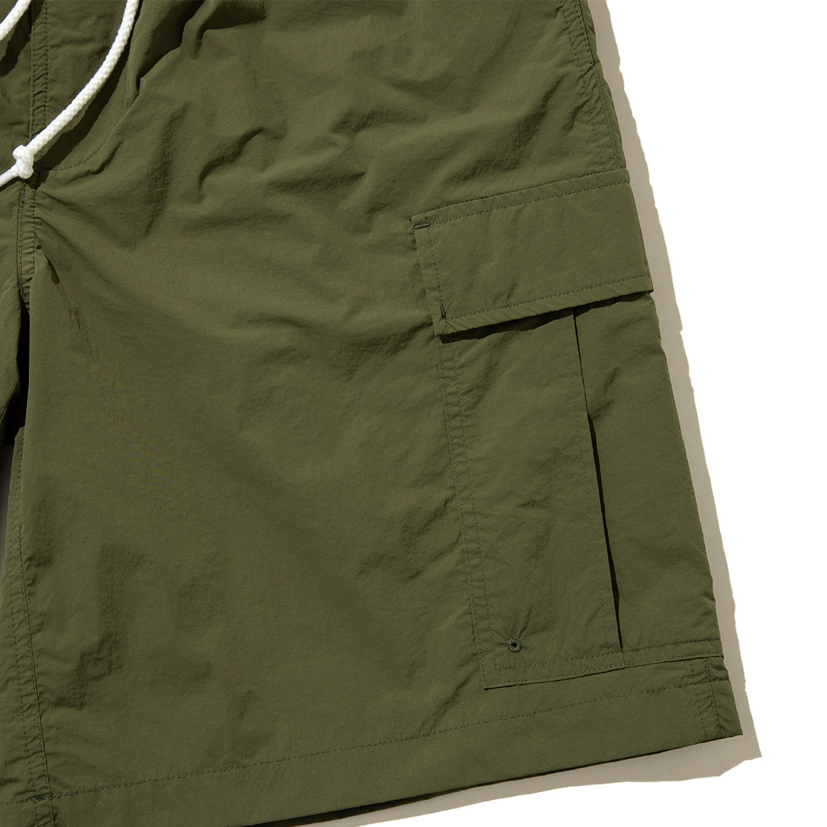 UNFRM OUTDOOR STANDARD NY TYPEWRITER MESH LINED 6/10 BDU WIDE SHORTS ユニフォームアウトドアスタンダード NY タイプライター メッシュ ラインド 6/10 BDU ワイド ショーツ SS-7617【メンズ 通気性 収納性 ナイロン素材 26SS】