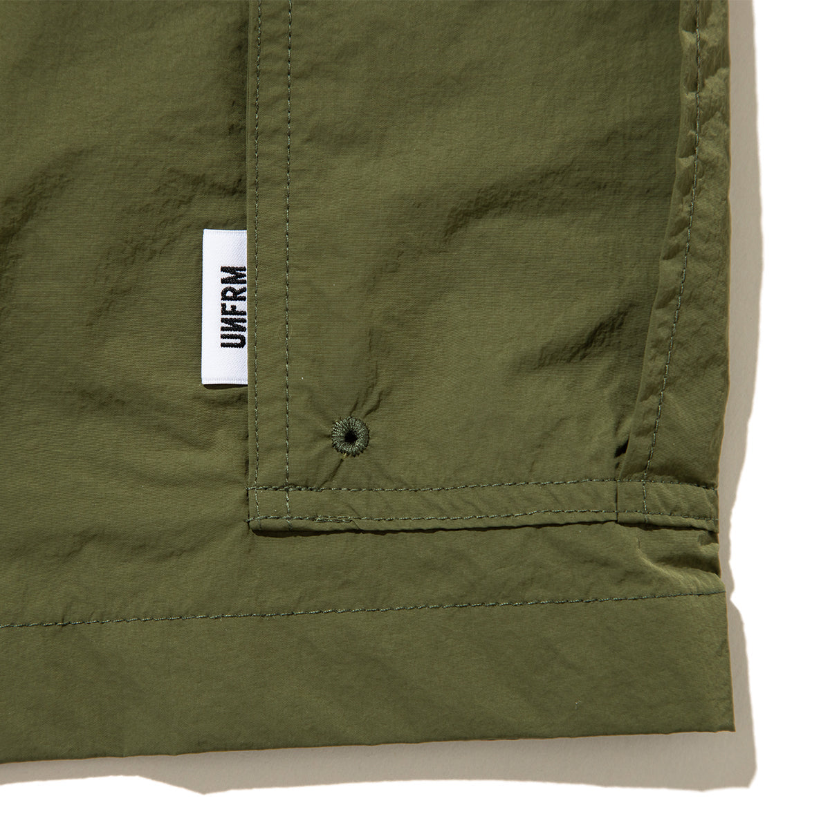 UNFRM OUTDOOR STANDARD NY TYPEWRITER MESH LINED 6/10 BDU WIDE SHORTS ユニフォームアウトドアスタンダード NY タイプライター メッシュ ラインド 6/10 BDU ワイド ショーツ SS-7617【メンズ 通気性 収納性 ナイロン素材 26SS】