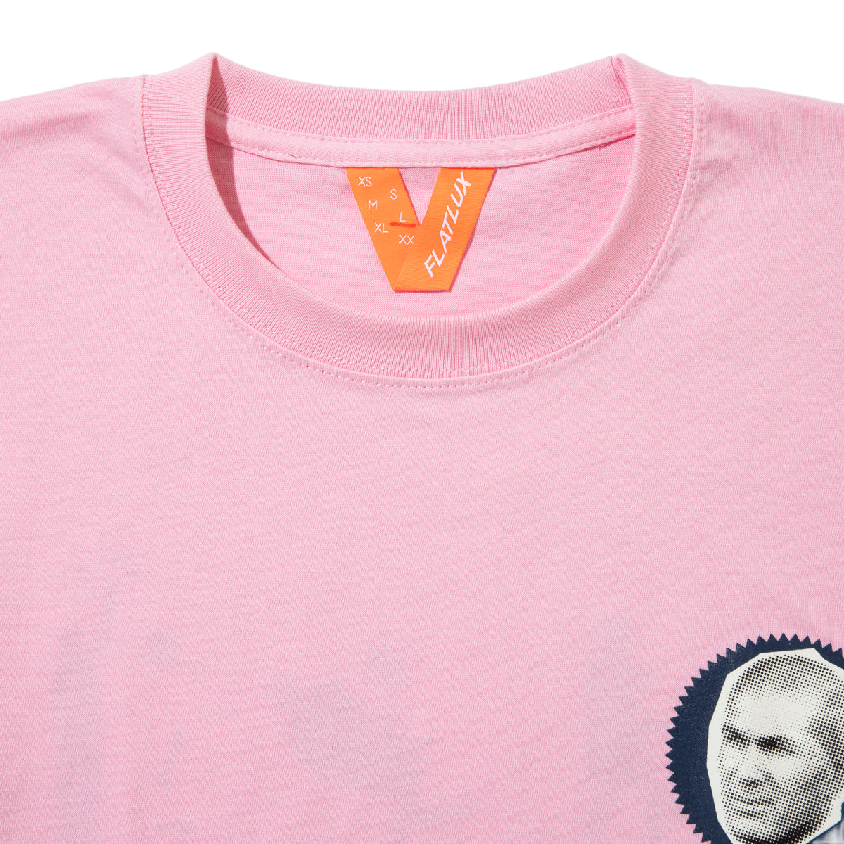 FLATLUX Maestro Tee フラットラックス マエストロ Tシャツ FX26-104【メンズ 半袖Tシャツ グラフィックTシャツ プリントTシャツ 蓄光プリント 26SS】