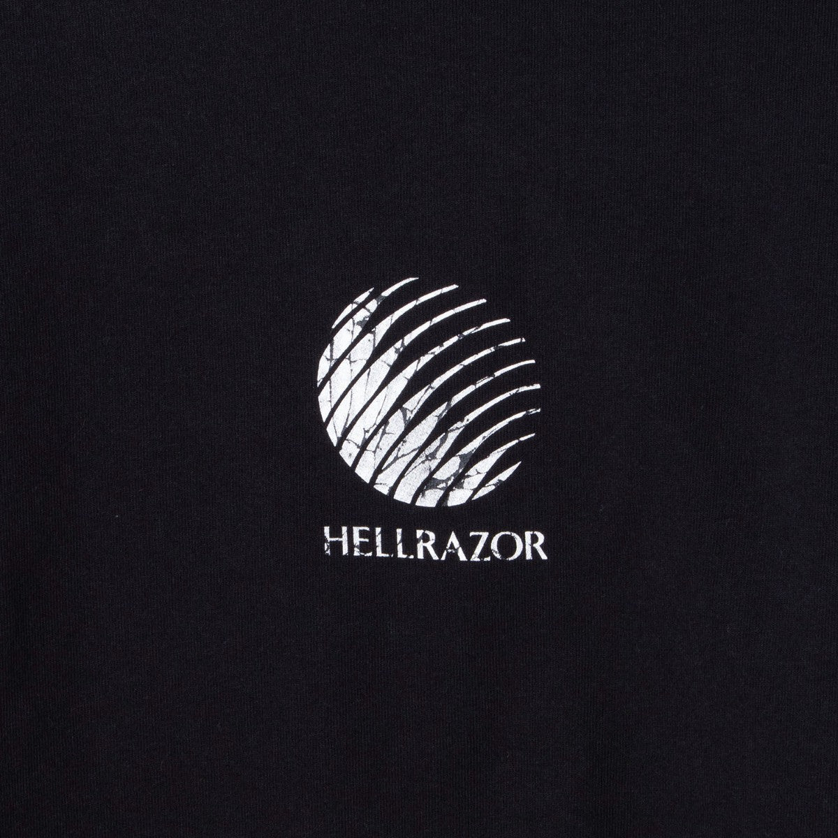 Hellrazor CRACKED CORE LOGO SHIRT ヘルレイザー クラッカード コア ロゴ シャツ 01126SS5303【メンズ ストリートファッション グラフィックTシャツ カジュアルウェア 26SS】