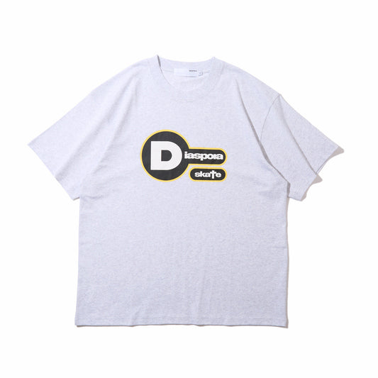 Diaspora skateboards With Tee ディアスポラ スケートボード ウィズ ティー DSP-26SS-ST08【メンズ コットン素材 シルクスクリーンプリント 26SS】