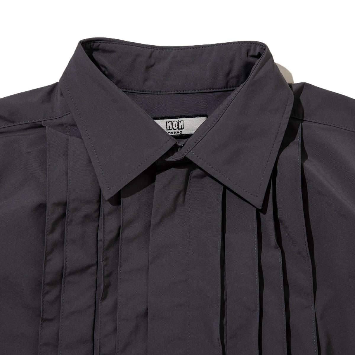 NON TOKYO PIN TUCK TECH SHIRT ノントーキョー ピンタック テックシャツ NON-26S-0403【レディース ポリエステル素材 半袖 プリーツ 26SS】