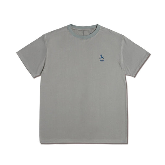 AKTR MELT CAMO BOX LOGO SPORTS TEE アクター メルトカモ ボックスロゴ スポーツTシャツ 126-031005【メンズ スポーツTシャツ 吸汗速乾 半袖Tシャツ トレーニングウェア 26SS】