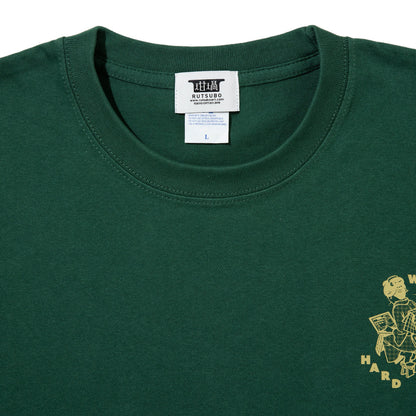 坩堝 WORKHARD/必殺仕事人 S/S T-SHIRTS (RUTSUBO×YU SUDA ) RUTSUBO ワークハード/必殺仕事人 S/S Tシャツ (RUTSUBO×YU SUDA ) R26QS-SUDA-TS2【メンズ 半袖 グラフィック コットン素材 26SS】