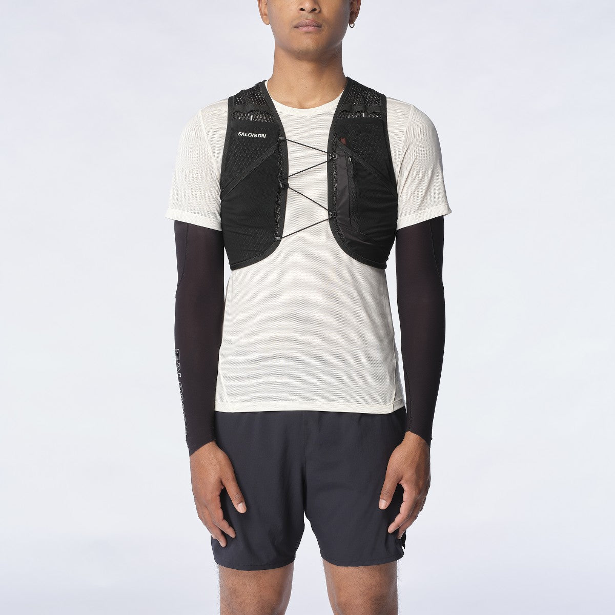 SALOMON ACT SKIN 8 NO FLASKS サロモン アクト スキン 8 ノー フラスクス LC2205100【メンズ バックパック ランニング用リュック フィット性 通気性 快適 26FW】