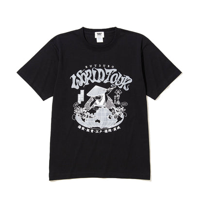 坩堝 WORLD TOUR S/S T-SHIRTS (YU SUDA ) RUTSUBO ワールドツアー ショートスリーブ Tシャツ(ユウ・スダ) R26-SMU-KT1【メンズ 音楽ツアー Tシャツ ストリートファッション 26SS】