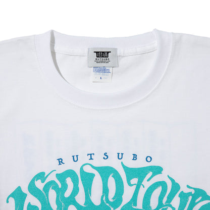 坩堝 WORLD TOUR S/S T-SHIRTS (YU SUDA ) RUTSUBO ワールドツアー ショートスリーブ Tシャツ(ユウ・スダ) R26-SMU-KT1【メンズ 音楽ツアー Tシャツ ストリートファッション 26SS】