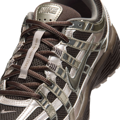 NIKE P-6000 ナイキ P-6000 IO3496-200【レディース ランニングスタイル スポーティー デザインライン 通気性 スニーカー 26FW】