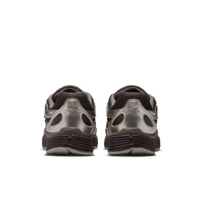 NIKE P-6000 ナイキ P-6000 IO3496-200【レディース ランニングスタイル スポーティー デザインライン 通気性 スニーカー 26FW】