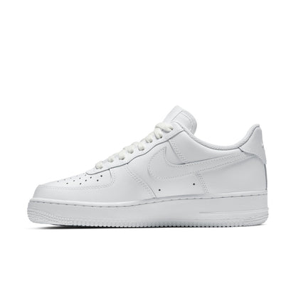 NIKE Air Force 1 '07 ナイキ ウィメンズ エア フォース 1 '07 DD8959-100【レディース スニーカー 耐久性 快適性 クッション性 通気性 26FW】