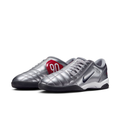 NIKE T90 SP ナイキ トータル 90 SP HJ9351-002【メンズ スニーカー Y2K キルティング ラバーソール グリップ 26FW】
