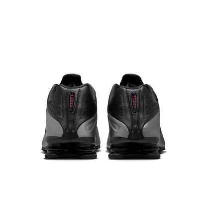 NIKE Shox R4 ナイキ ショックス R4 HQ1988-013【メンズ スニーカー クッショニング 通気性 耐久性 トラクション 26FW】