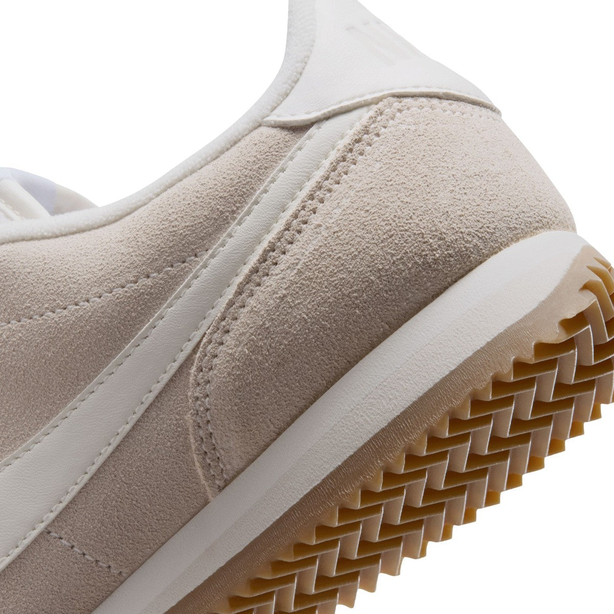 NIKE Cortez ナイキ コルテッツ IB1857-101【レディース スニーカー レザーシューズ 耐久性 快適 26FW】
