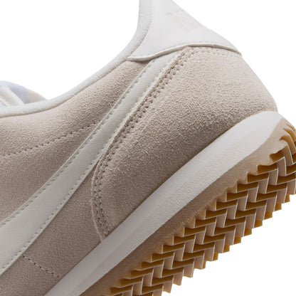 NIKE Cortez ナイキ コルテッツ IB1857-101【レディース スニーカー レザーシューズ 耐久性 快適 26FW】