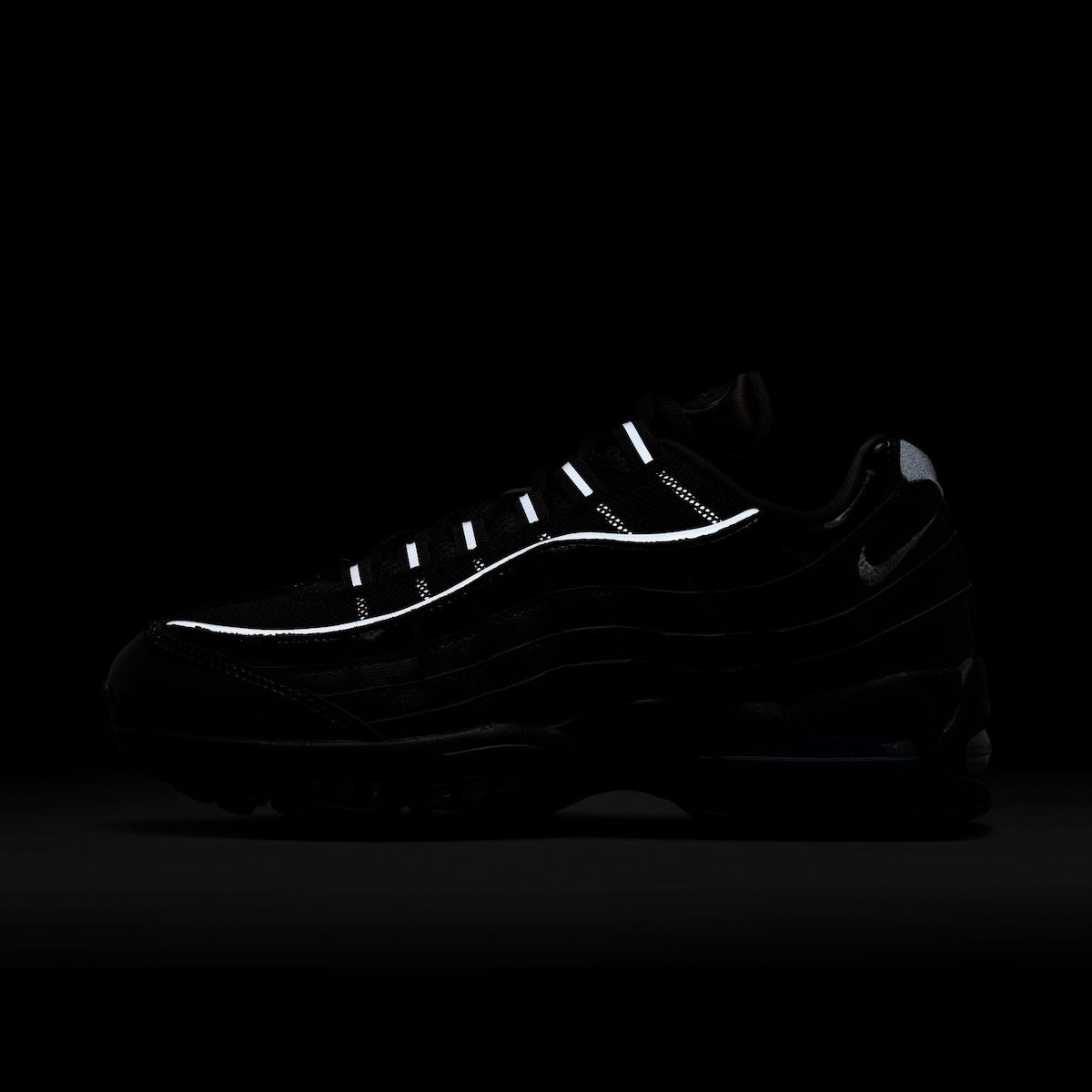 NIKE Air Max 95 Big Bubble ナイキ ウィメンズ エア マックス 95 ビッグ バブル IB6397-001【レディース スニーカー メッシュ 通気性 リフレクティブ クッション性 26FW】