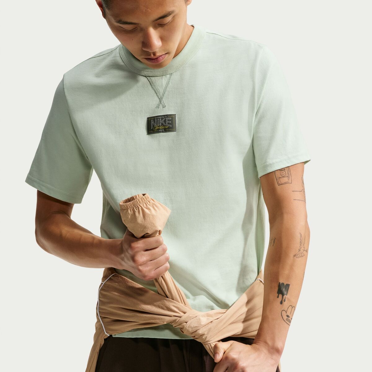 NIKE Sportswear Premium Essentials ナイキ スポーツウェア プレミアム エッセンシャルズ IH1350【メンズ 半袖Tシャツ スポーツウェア フィット 快適 26FW】