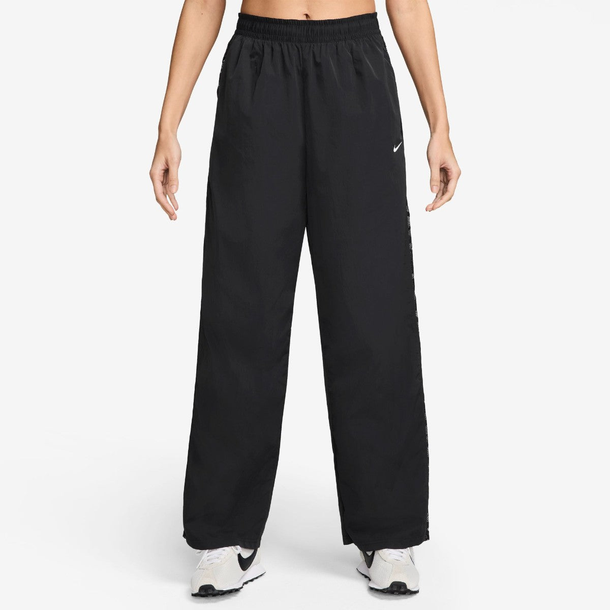NIKE Loose Mid-Rise Lace Track Pants ナイキ ウィメンズ ルーズ ミッドライズ レース トラックパンツ IU1984【レディース トラックパンツ ジャージパンツ 26FW】