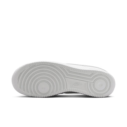 NIKE Air Force 1 '07 Patent Leather ナイキ エア フォース 1 '07 エナメルレザー IV2857-100【メンズ スニーカー ローカット クラッシク 通気性 軽量 26FW】