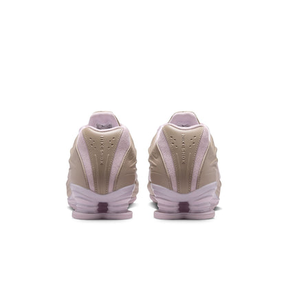 NIKE Shox Z ナイキ ウィメンズ ショックス Z IV6171-001【レディース スニーカー クッショニング リボン エレガンス 軽量 26FW】