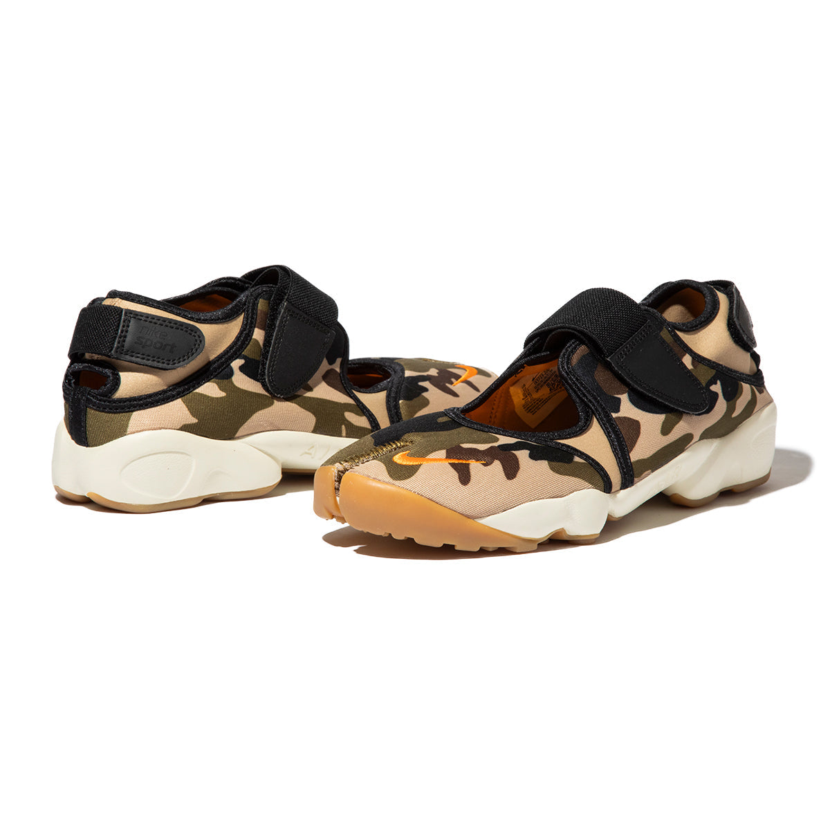NIKE Air Rift ナイキ エアリフト IX5723-200【レディース スリッポン 足袋デザイン ラバーアウトソール ローカット 26FW】