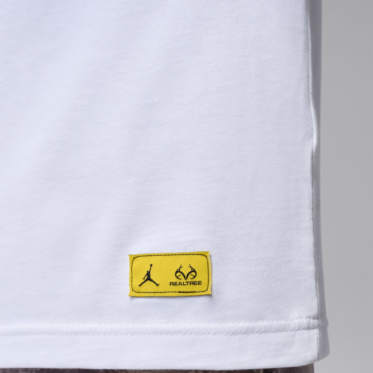 JORDAN BRAND Brooklyn Realtree T-Shirt ジョーダンブランド ブルックリン リアルツリー Tシャツ IO0113【メンズ 半袖Tシャツ 迷彩柄 コットン 快適 26FW】