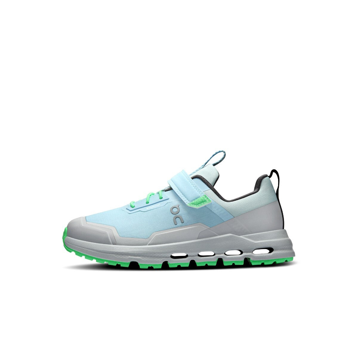 On Cloudhero Waterproof オン クラウドヒーロー ウォータープルーフ 3KE10036019【キッズ 軽量スニーカー クッション性 ランニングシューズ キッズスニーカー 26FW】