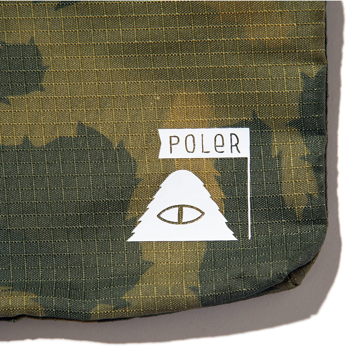 POLER STUFFABLE POUCH ポーラー スタッファブル ポーチ 261MCV0098【メンズ ナイロン素材 耐久性 サコッシュ アウトドア 26SS】