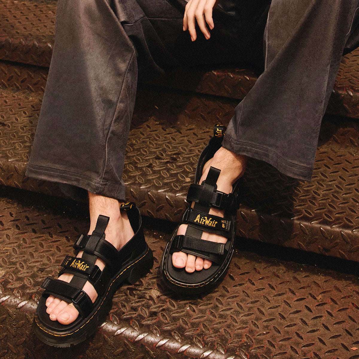 Dr. MARTENS PEARSON MULTI-STRAP SANDAL 31574001 – Kinetics