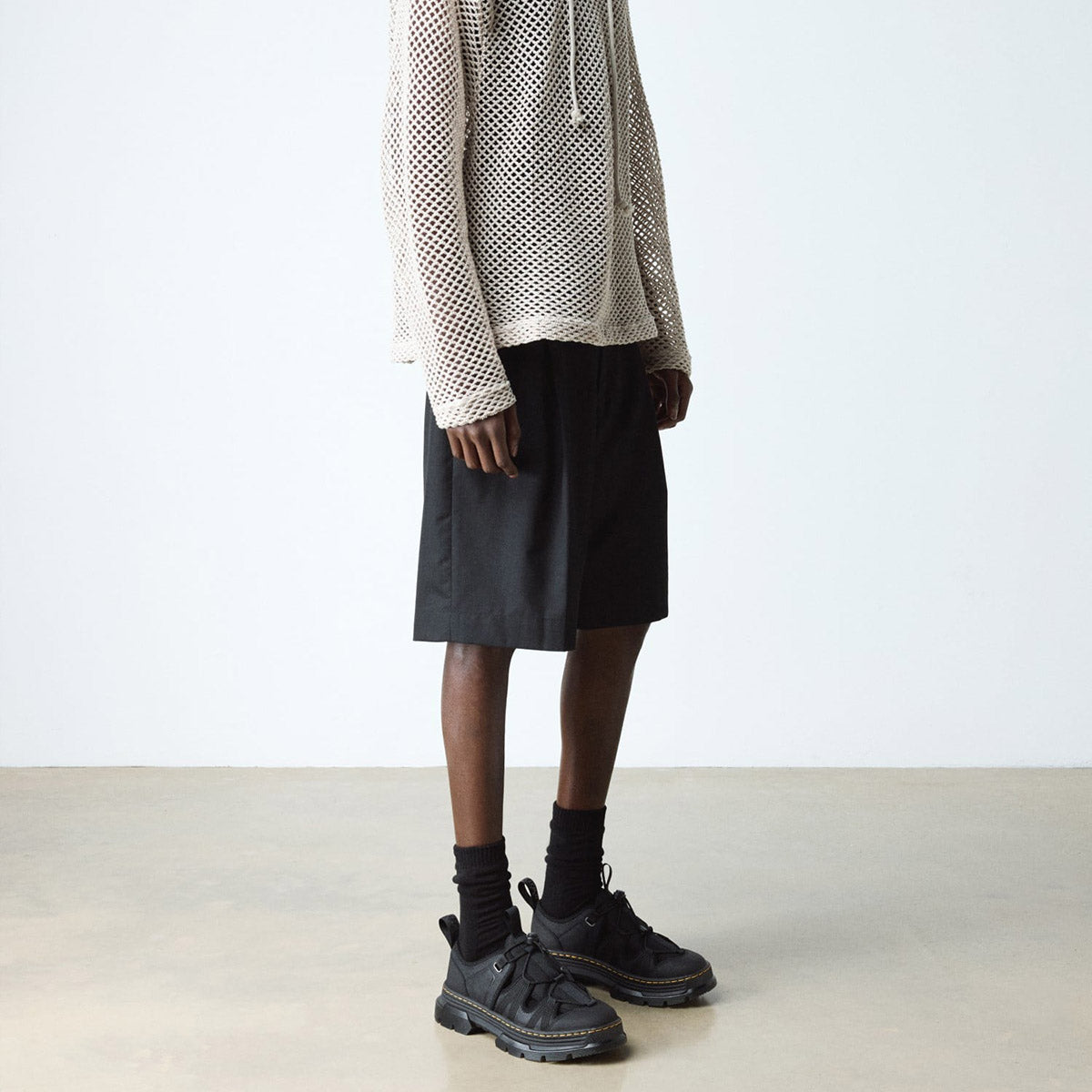 Dr. MARTENS WAYFINDER OPEN LOW 3 TIE SHOES 42460001 – Kinetics