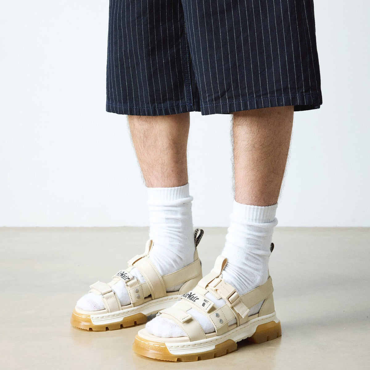 Dr. MARTENS PEARSON II SANDAL 42858200 – Kinetics（キネティクス