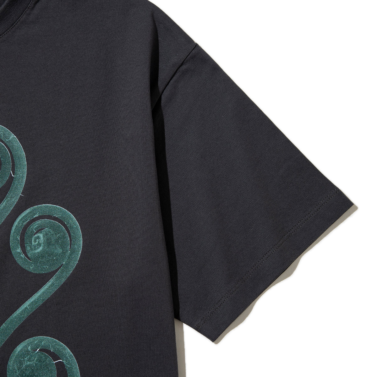 Kinetics WOMEN ADIANTUM PEDATUM T-Shirt キネティクスウィメン アディアントゥム ペダトゥム Tシャツ 26SS-KBF-004【レディース 半袖 フォトTシャツ 綿素材 26SS】