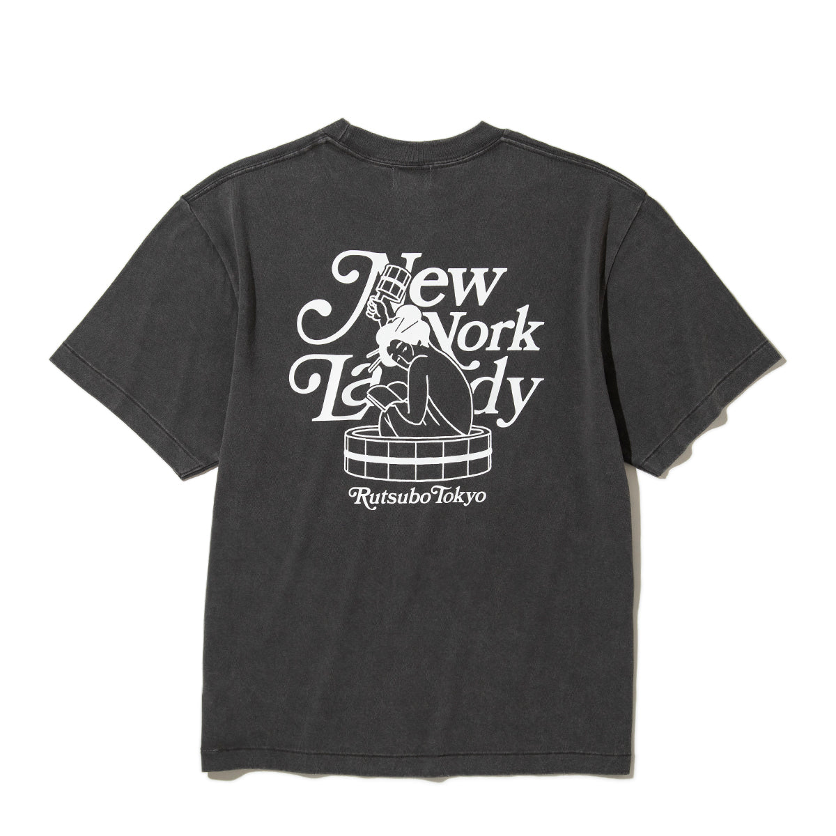 坩堝 NEWYORK LADY S/S T-SHIRTS (RUTSUBO×YU SUDA ) RUTSUBO ニューヨーク レディ ショートスリーブ Tシャツ R26SU-SUDA-TS2【メンズ グラフィックTシャツ バッグプリント 26SS】