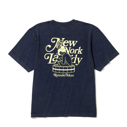 坩堝 NEWYORK LADY S/S T-SHIRTS (RUTSUBO×YU SUDA ) RUTSUBO ニューヨーク レディ ショートスリーブ Tシャツ R26SU-SUDA-TS2【メンズ グラフィックTシャツ バッグプリント 26SS】