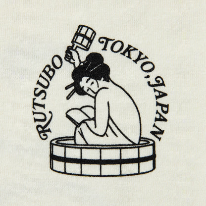 坩堝 NEWYORK LADY S/S T-SHIRTS (RUTSUBO×YU SUDA ) RUTSUBO ニューヨーク レディ ショートスリーブ Tシャツ R26SU-SUDA-TS2【メンズ グラフィックTシャツ バッグプリント 26SS】