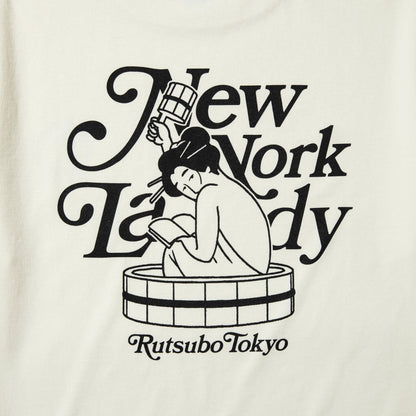 坩堝 NEWYORK LADY S/S T-SHIRTS (RUTSUBO×YU SUDA ) RUTSUBO ニューヨーク レディ ショートスリーブ Tシャツ R26SU-SUDA-TS2【メンズ グラフィックTシャツ バッグプリント 26SS】