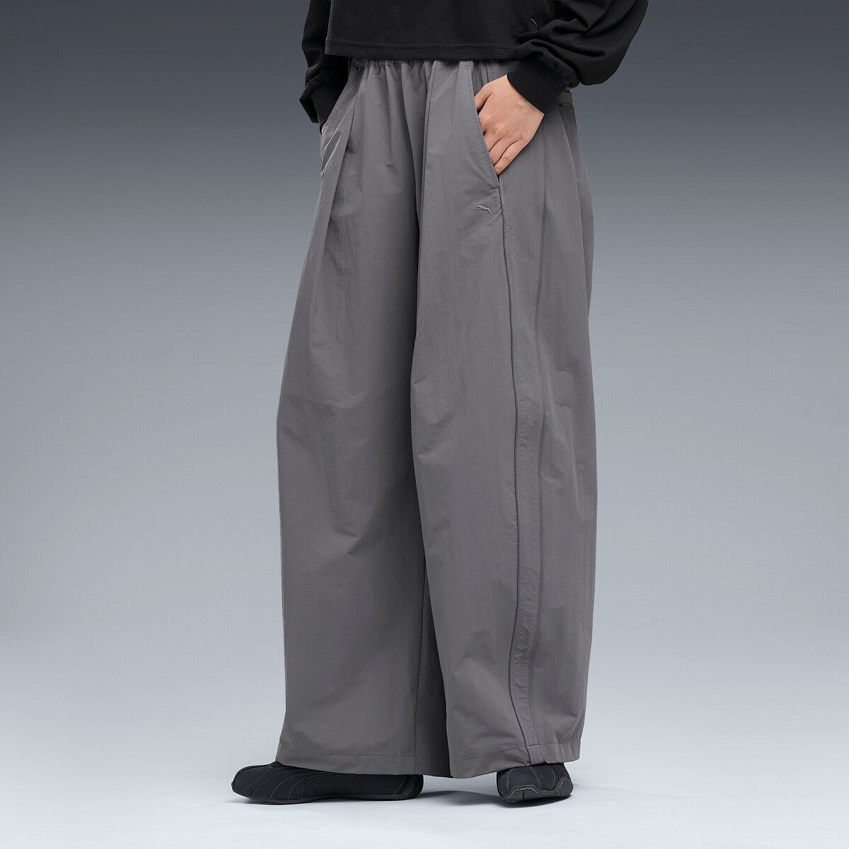 PUMA WASHER WOVEN LONG PANTS プーマ ウォッシャー ウーブン ロング パンツ 640339【レディース ワイドパンツ 機能性 撥水 デイリーユース カジュアル 26FW】