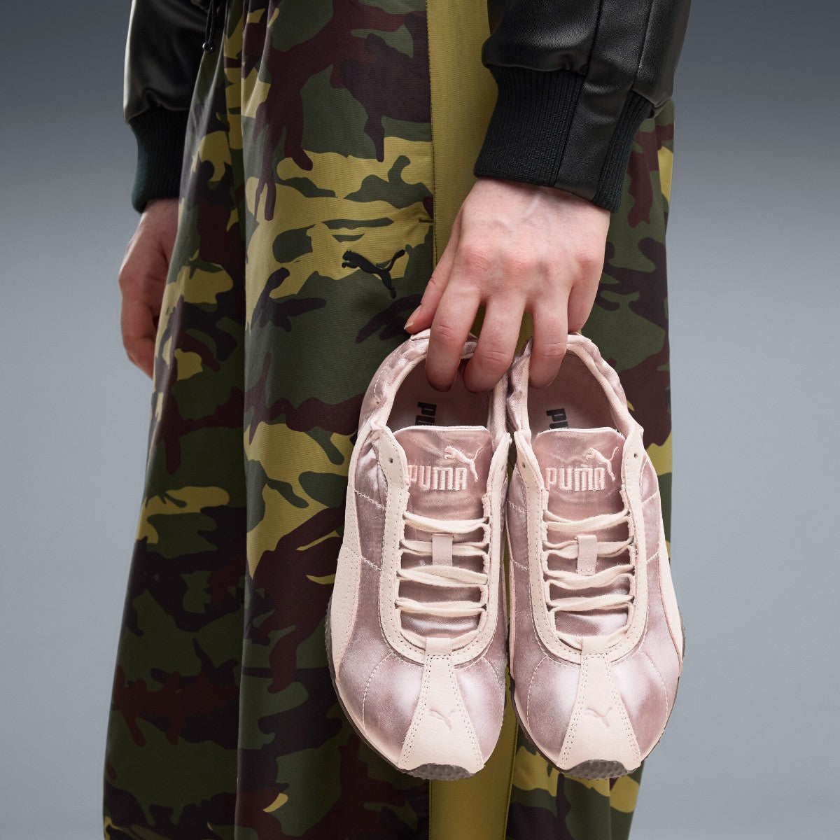 PUMA H-STREET ETOILE プーマ エイチストリート エトワール 406999-04【レディース スニーカー バレエコア ランニングスタイル ローカットシューズ 軽量シューズ 26FW】