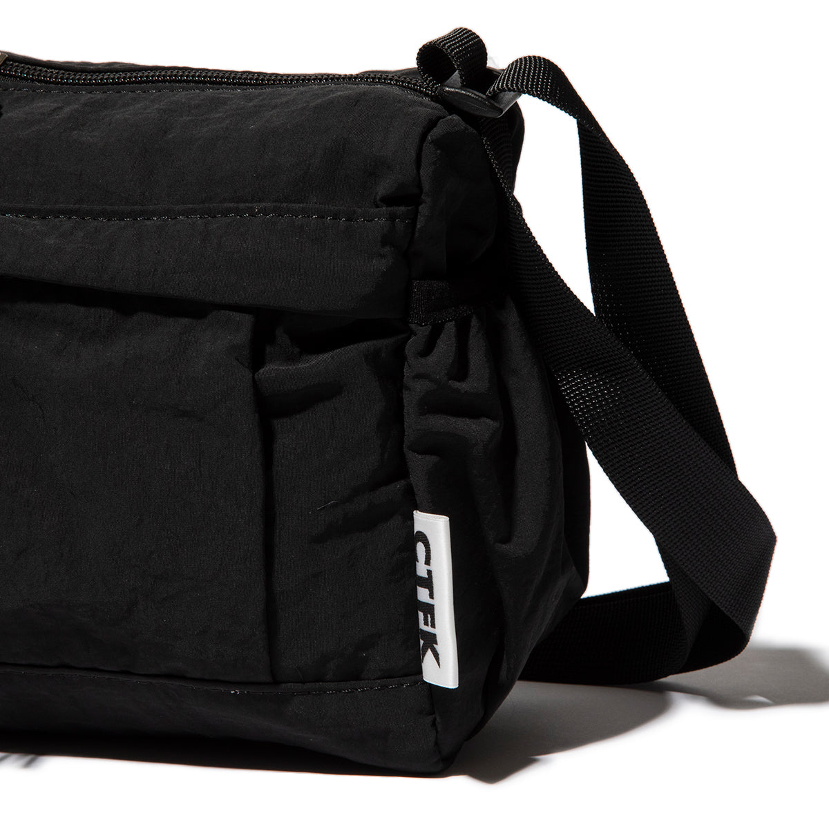 CONTROL FREAK Nylon Pocket Wide Shoulder コントロールフリーク ナイロンポケットワイドショルダー 255-120504【レディース 撥水 ナイロン素材 26FW】