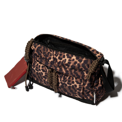 CONTROL FREAK Nylon Pocket Wide Shoulder コントロールフリーク ナイロンポケットワイドショルダー 262-120520-LEO【レディース 撥水 ナイロン素材 26FW】