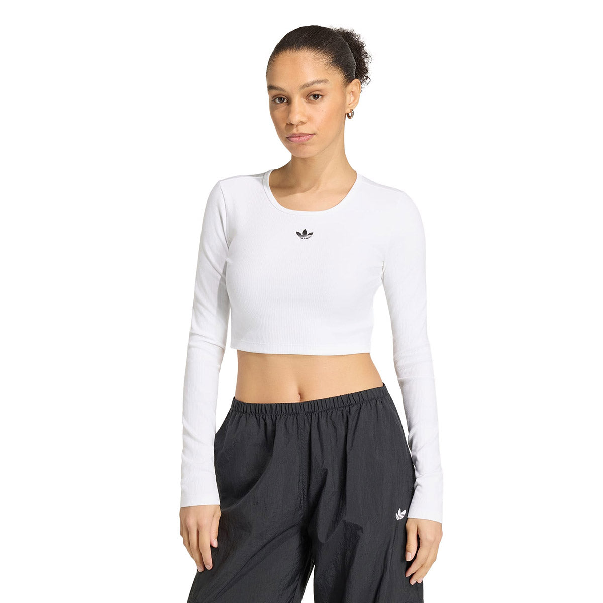 adidas Originals ESSENTIALS RIB CROPPED LONG SLEEVE T-SHIRT アディダスオリジナルス エッセンシャルズ リブ クロップド ロングスリーブ ティーシャツ KR1131【レディース 長袖Tシャツ クロップド丈 タイトフィット ラウンドネック 26FW】