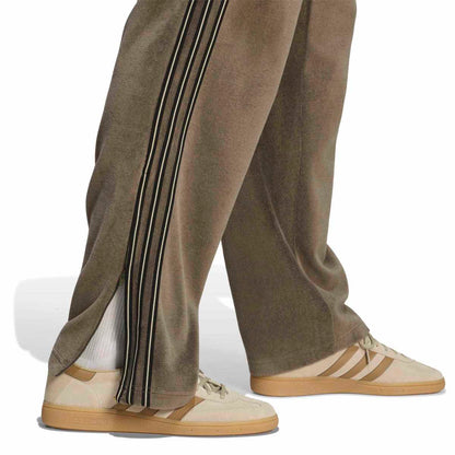 adidas Originals FIREBIRD VELOUR TRACK PANTS アディダスオリジナルス ファイヤーバード ベロア トラックパンツ TO122-KE4165【メンズ ベロアパンツ トラックパンツ カジュアル スポーティ デイリーユース 26FW】
