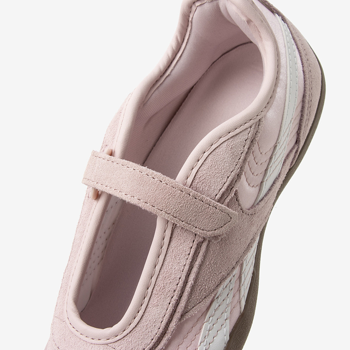 Reebok ULTRA LO MARY JANE リーボック ウルトラ ロー メリージェーン 100261003【レディース バレエシューズ メリージェーン ストラップシューズ ロープロファイル 薄底 軽量 26FW】