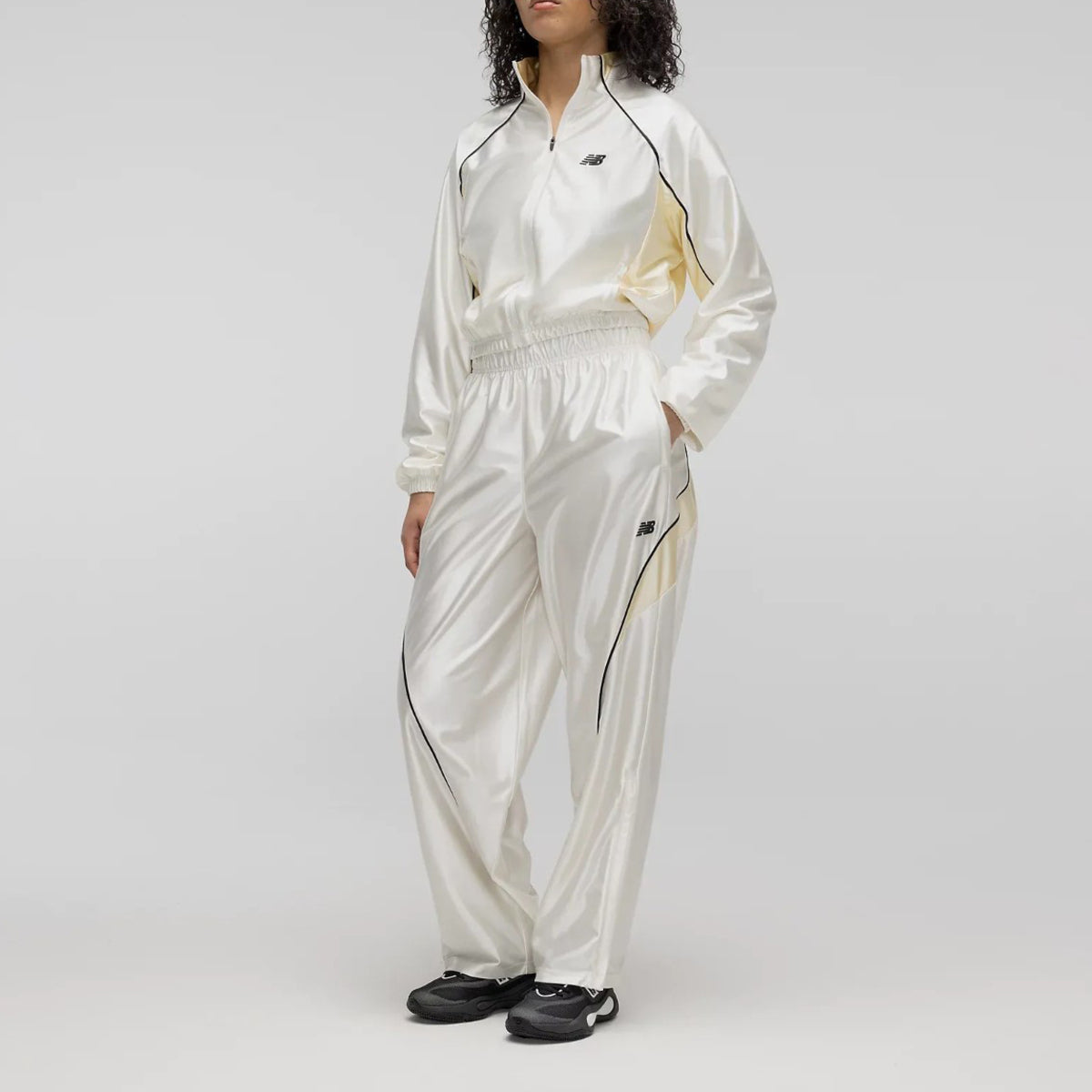 New Balance Barrel Leg Track Pants ニューバランス バレルレッグトラックパンツ WB62X1S9【レディース ジャージ パンツ バスケットボール 速乾 デイリーユース  26FW】