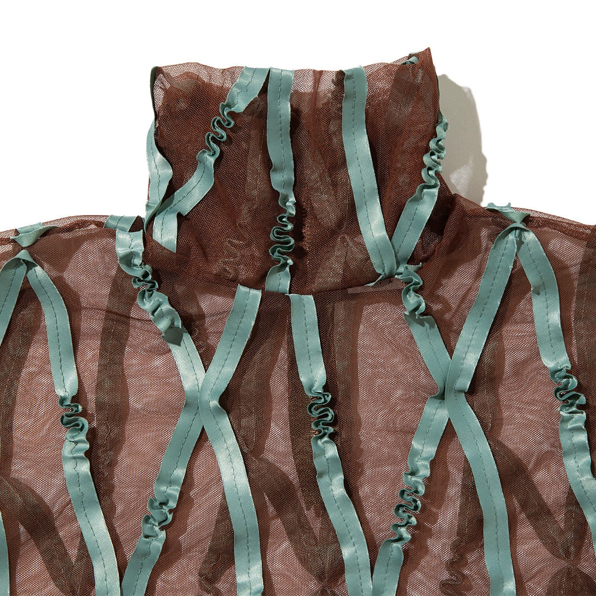 YuumiARIA TAPE TULLE SHIRT ユウミアリア テープチュールシャツ 262-AS009【レディース トップス テープ刺繍 レイヤード デザイン性 26FW】